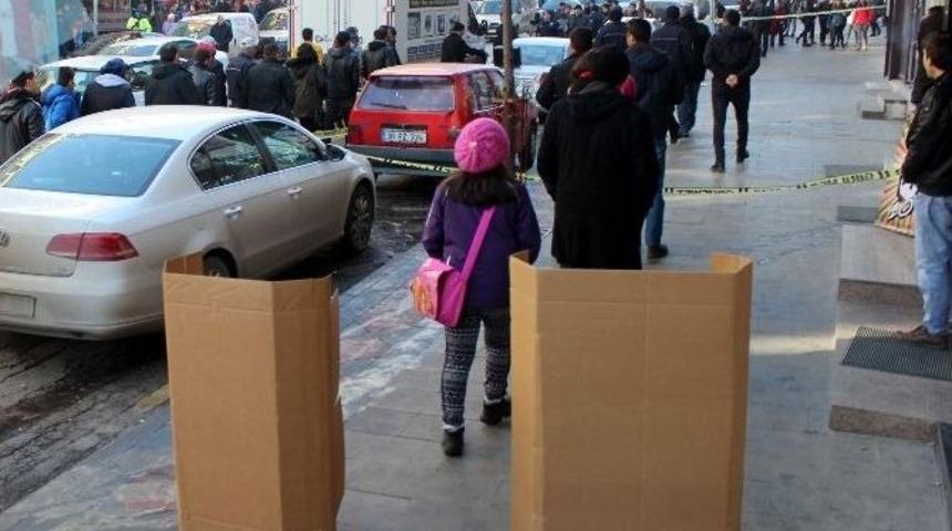 Ş&uuml;pheli Pakete Kartonlu &Ouml;nlem