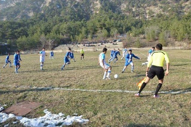 Hanönü Belediye Spor U-17 Takımı Mavi Yıldıza 6-0 Yenildi