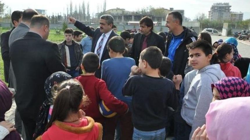 Alıcık, Mehmet Sofuoğlu İmam Hatip Ortaokulunu Ziyaret Etti