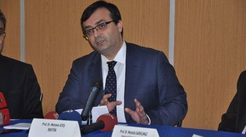 Şifa &Uuml;niversitesi Rekt&ouml;r&uuml;, Tıp Merkezlerinin Kapatılması Kararını Değerlendirdi: