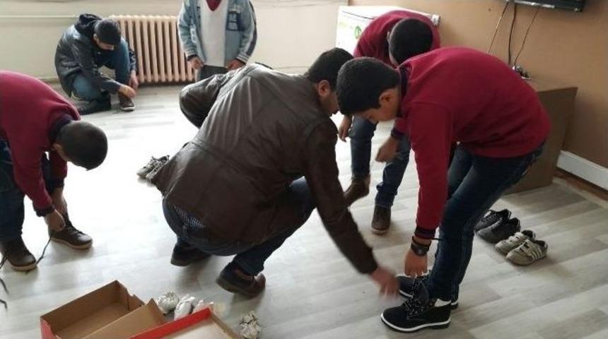 Okulların İhtiyacını Karşılayan 3 Kahraman
