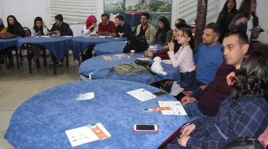 D&uuml;nya G&ouml;n&uuml;ll&uuml;ler G&uuml;n&uuml; Etkinliği