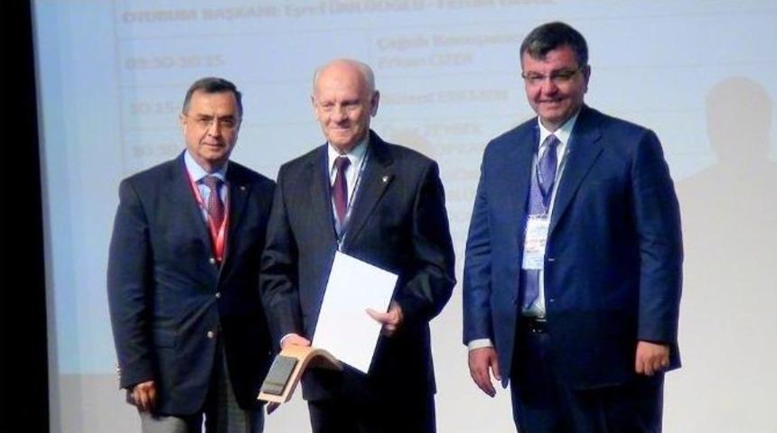 6&rsquo;ncı &Ccedil;elik Yapılar Sempozyumu Tamamlandı