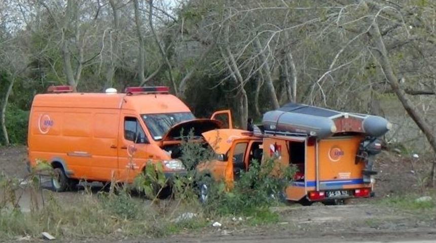 Eşinden Boşanan Kadın Köprüye Çıkarak İntihar Etmek İstedi