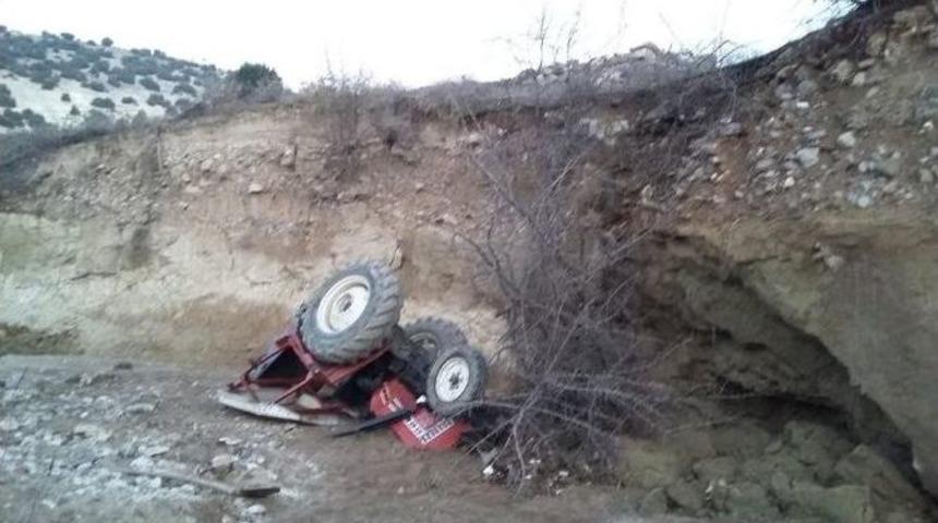 Baba-oğul Kazada Yaralandı