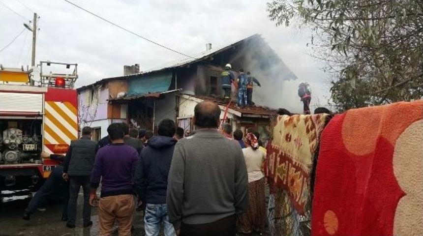 Ev Yangını Korkuttu