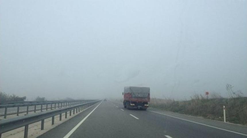 Bursa-izmir Yolunda Sis