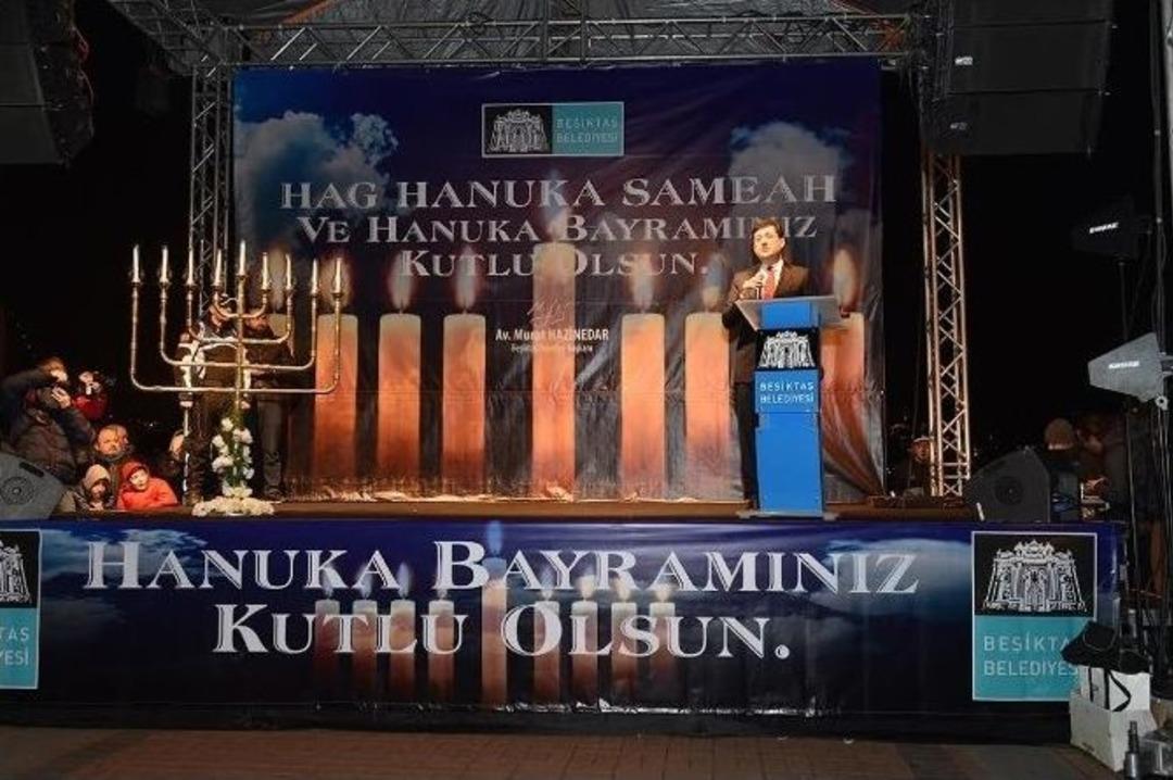 Hanuka Bayramı İlk Kez Halka A&ccedil;ık Kutlandı