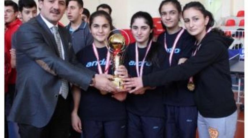 Van&rsquo;da Masa Tenisi İl Birinciliği Yarışması