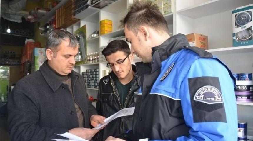 Polis Kahta&rsquo;da Telefon Dolandırıcılığına Karşı Broş&uuml;r Dağıtarak Uyardı