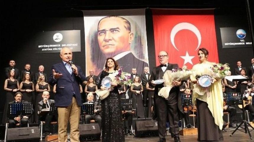 "sanat G&uuml;neşi" B&uuml;y&uuml;k&ccedil;ekmece&rsquo;de Anıldı