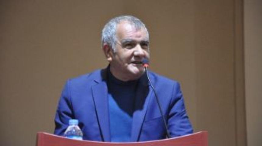 Prof. Dr. Din&ccedil;: "banu Alkan Afrodit&rsquo;in Ne Olduğunu Bilse Asla Kendisine B&ouml;yle S&ouml;yletmez"