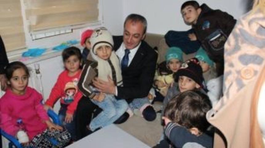 Mhp Ankara&rsquo;dan T&uuml;rkmen &Ccedil;ocuklara Oyuncak