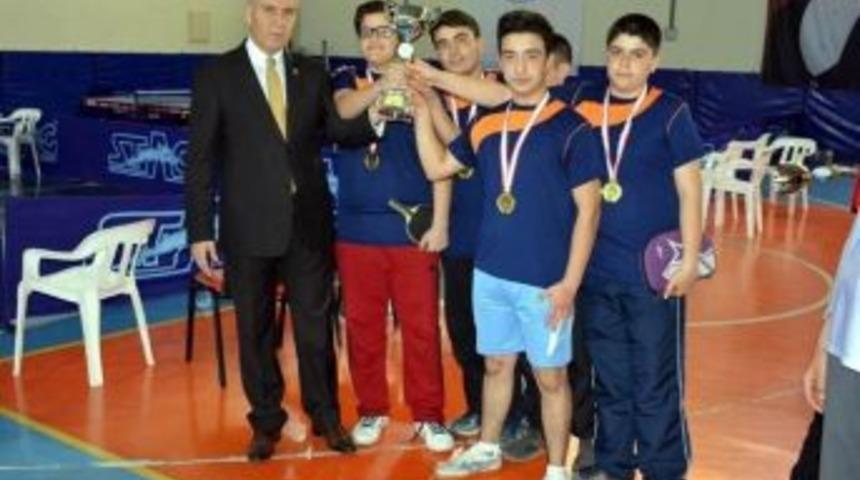 Gençlerde Masa Tenisinin Şampiyonları Belli Oldu