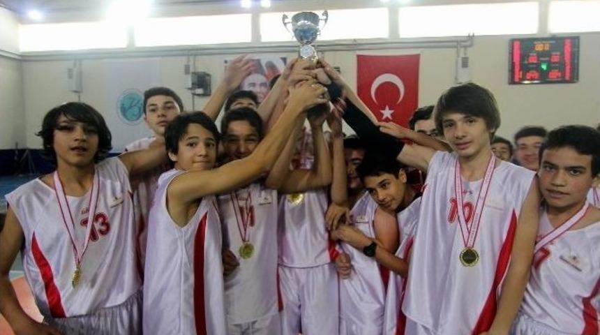 Yıldızlarda Basketbolun Şampiyonları Belli Oldu