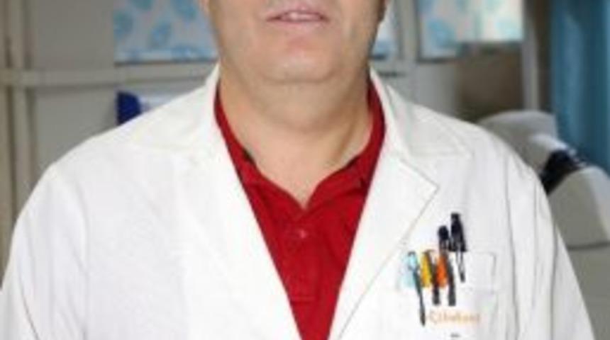 Uzun S&uuml;re Otururak &Ccedil;alışmak Bel Ve Boyun Fıtığına Neden Oluyor