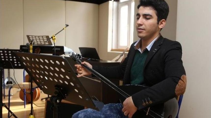 Yenimahalle Belediyesi&rsquo;nden Vurmalı &Ccedil;algılar Odası