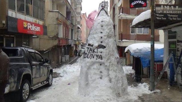 Hakkari’de Kardan Adamlı Barış Mesajı