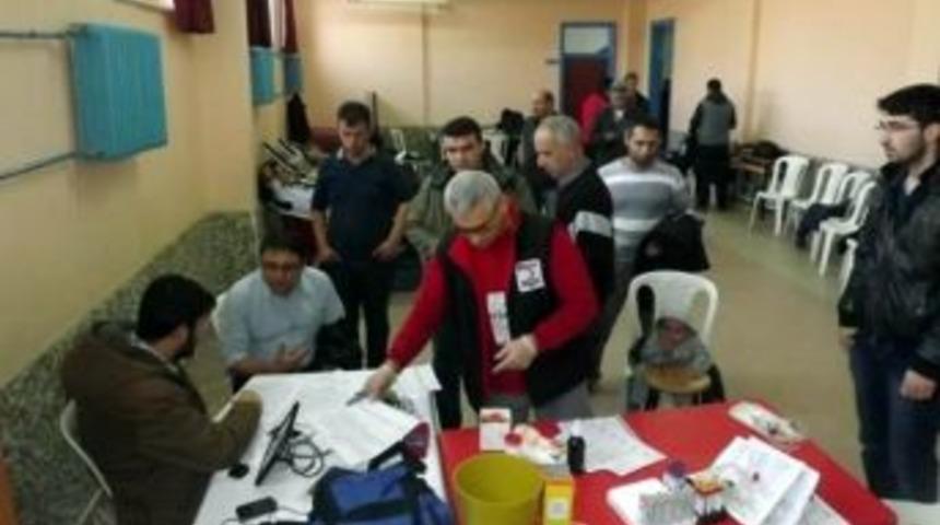 &Ouml;ğrenci Ve Velilerinden Kan Bağışı