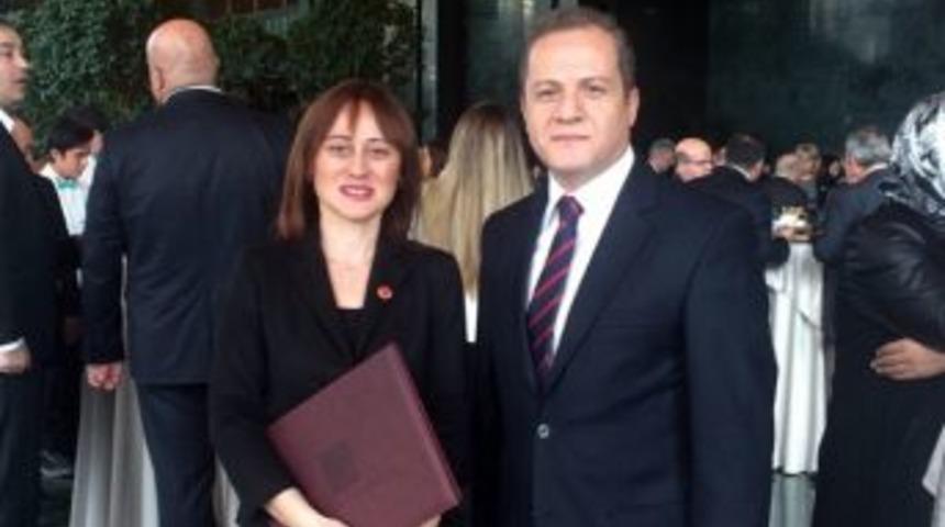 Do&ccedil;. Dr. Filiz Kuralay&rsquo;a B&uuml;y&uuml;k &Ouml;d&uuml;l