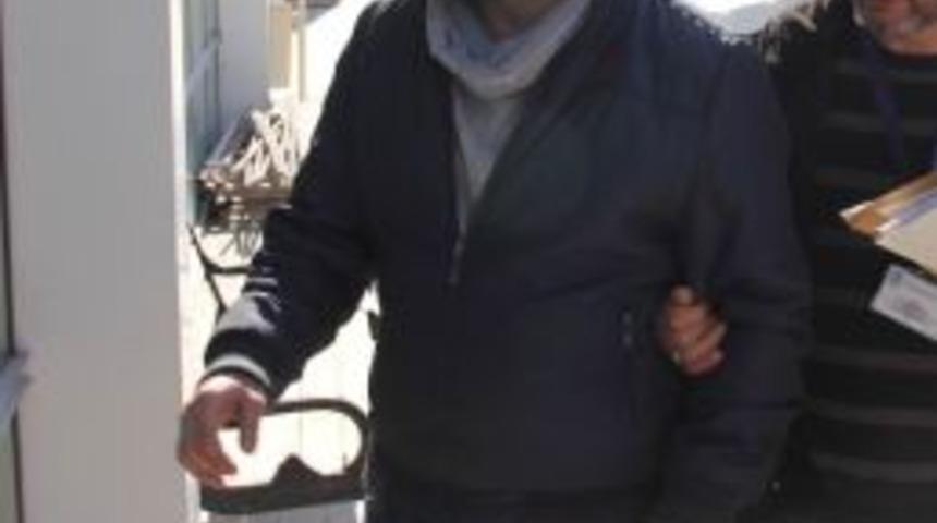 Y&uuml;zme Antren&ouml;r&uuml;ne Bı&ccedil;akla Yaralamadan 6 Yıl 3 Ay Hapis