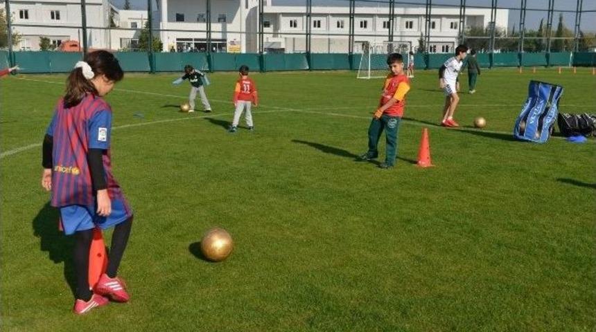 Konyaaltı Belediyesi’nde Spor Kursları Yaz-kış Devam