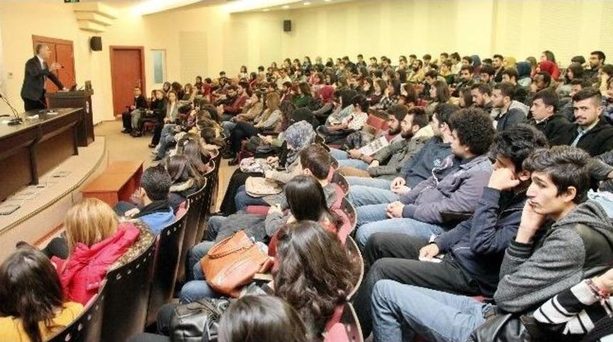 Erasmus Projesi Genel Bilgilendirme Toplantısı Yapıldı