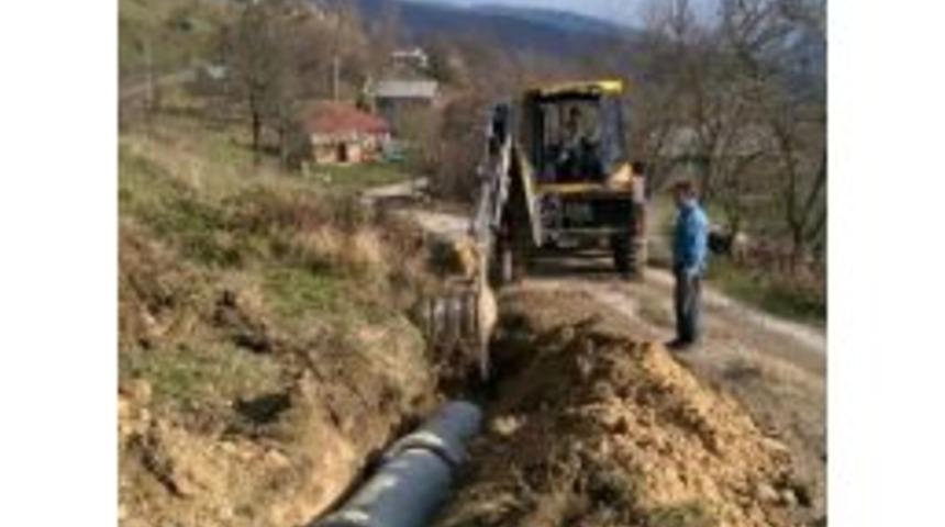 Akyazı Belediyesi Mahallelerde Alt Yapı &Ccedil;alışmalarına Devam Ediyor