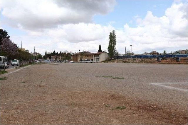 Büyükşehir, İstasyon Alanına Meydan Ve Park Yapıyor