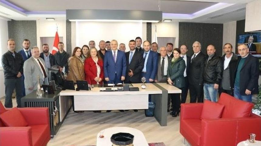 Başkan Erg&uuml;n&rsquo;e Nazar Boncuğu