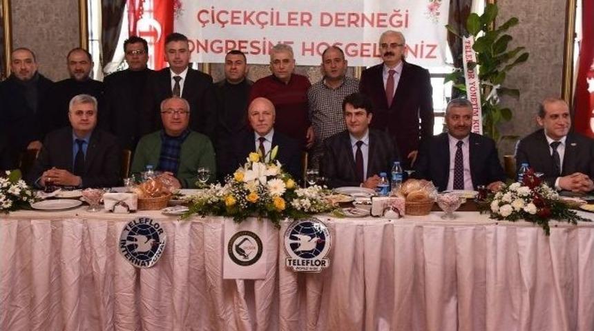 Sekmen, &Ccedil;i&ccedil;ek&ccedil;ilik Sekt&ouml;r&uuml;n&uuml;n &Ouml;nde Gelen İsimlerini Erzurum&rsquo;a Getirdi