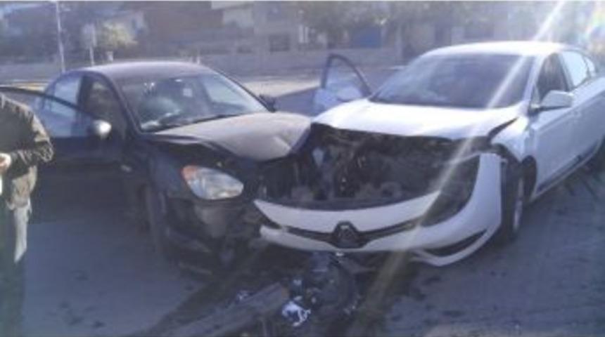 Trafik Kazası: 2 Yaralı