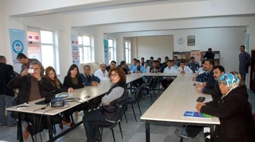 Meslek Lisesi &Ouml;ğrencileri 2 Hafta Boyunca Yurt Dışında Eğitim G&ouml;recek