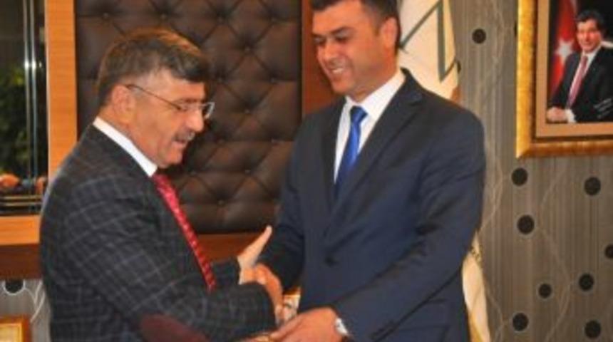 Belediye İş&ccedil;ilerine Y&uuml;zde 10 Zam