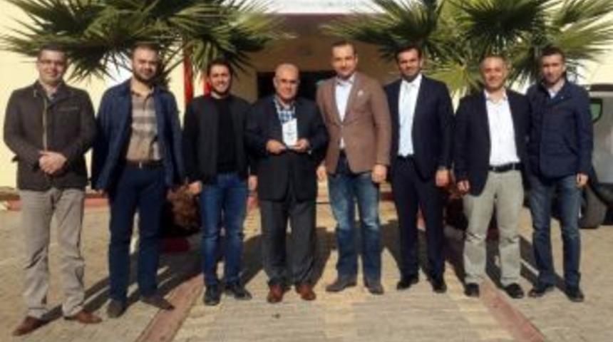 Gen&ccedil; Girişimciler &Ouml;d&uuml;llendiriyor