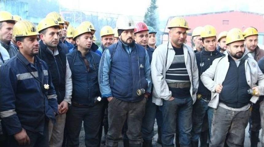 Genel Maden-iş Sendikası Y&ouml;netimi, Armut&ccedil;uk&rsquo;ta Madenciyi Ziyaret Etti