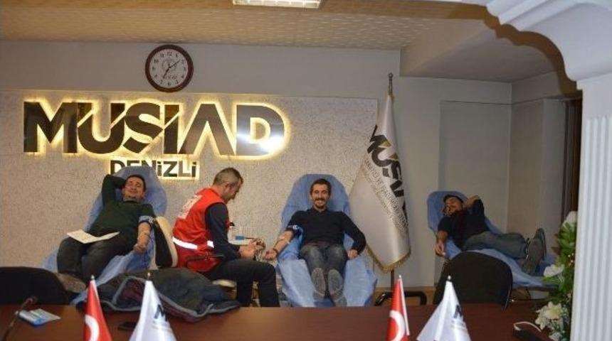 Gen&ccedil; M&uuml;siad&rsquo;tan Kan Bağışı