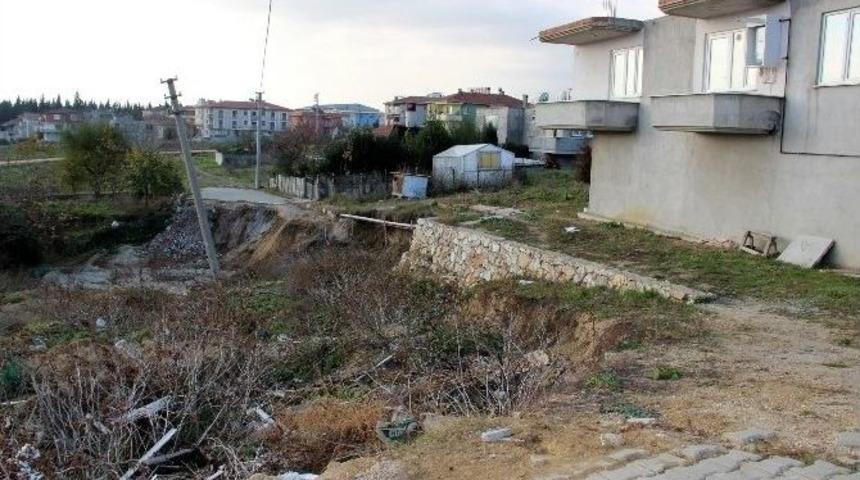 Yalova&rsquo;da Bir Mahalle Kayıyor