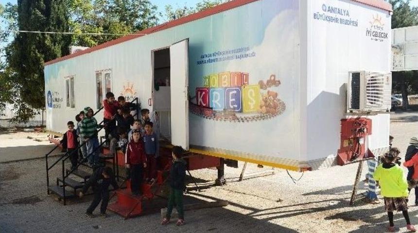 Antalya&rsquo;da Mobil Kreş D&ouml;nemi
