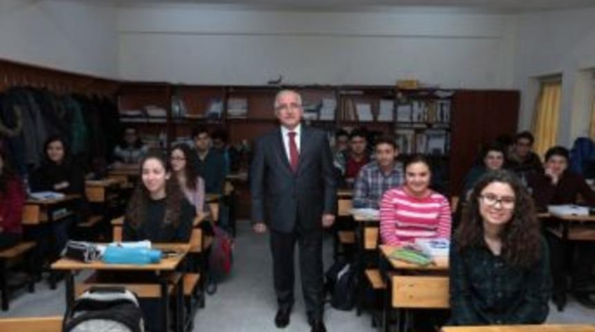 Vali Tuna&rsquo;dan Fatih Fen Lisesi &Ouml;ğrencilerine Ders;