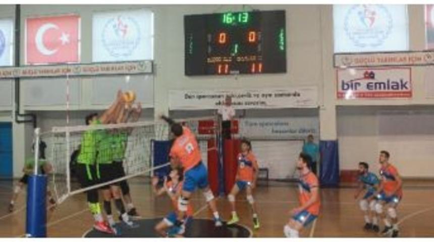 Düzce Belediyespor Voleybol Takımı Bursa’ya Bileniyor