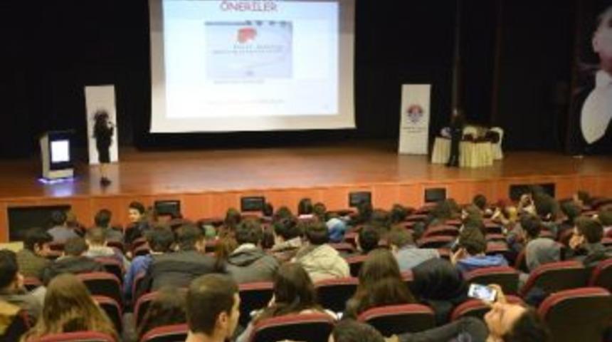 Lise &Ouml;ğrencilerine Motivasyon Semineri
