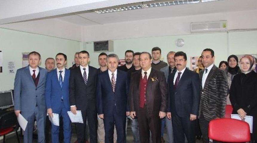 Kaymakam Yıldız Sertifika Dağıttı