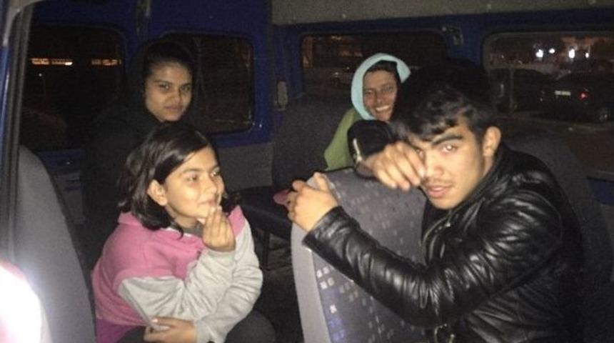 Akhisar&rsquo;da 56 Ka&ccedil;ak G&ouml;&ccedil;men Yakalandı