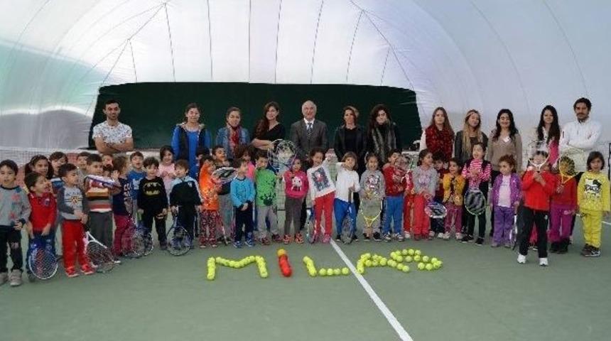 Milas&rsquo;lı Minikler Tenisle Tanıştı
