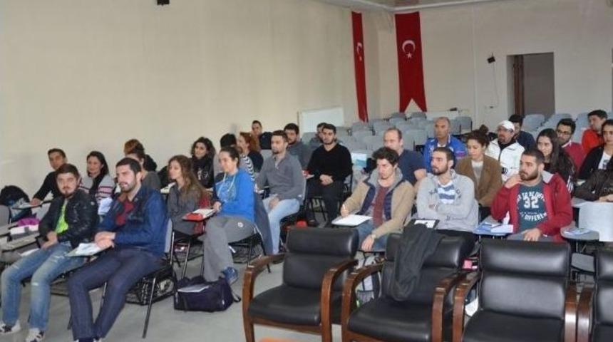 1. Kademe Yardımcı Y&uuml;zme Antren&ouml;r Kursu Adana&rsquo;da Başladı