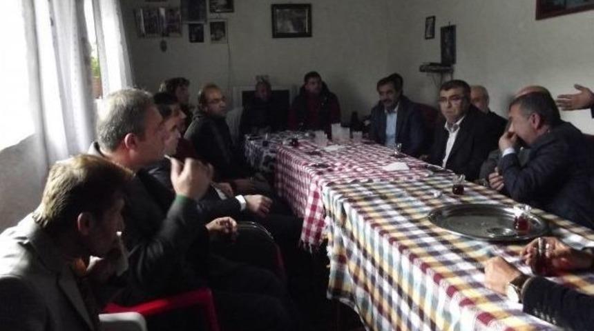 Ak&ccedil;adağ &Ouml;ren Mahallesi&rsquo;nde Yol Sevinci&rlm;