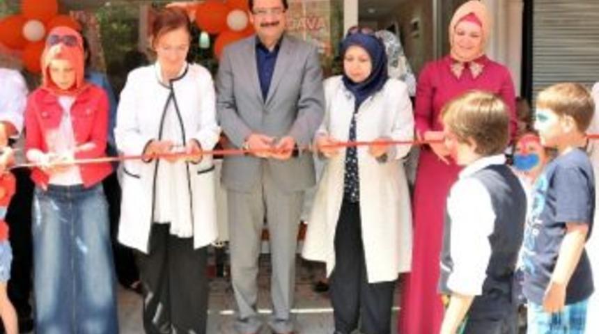 İhtiya&ccedil; Sahibinin Yanında Ke&ccedil;i&ouml;ren Togem Var