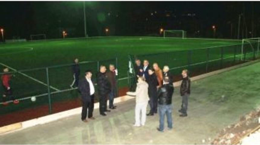 Milletvekili Tun&ccedil;, Amasra Stadı Trib&uuml;n İnşaatını İnceledi