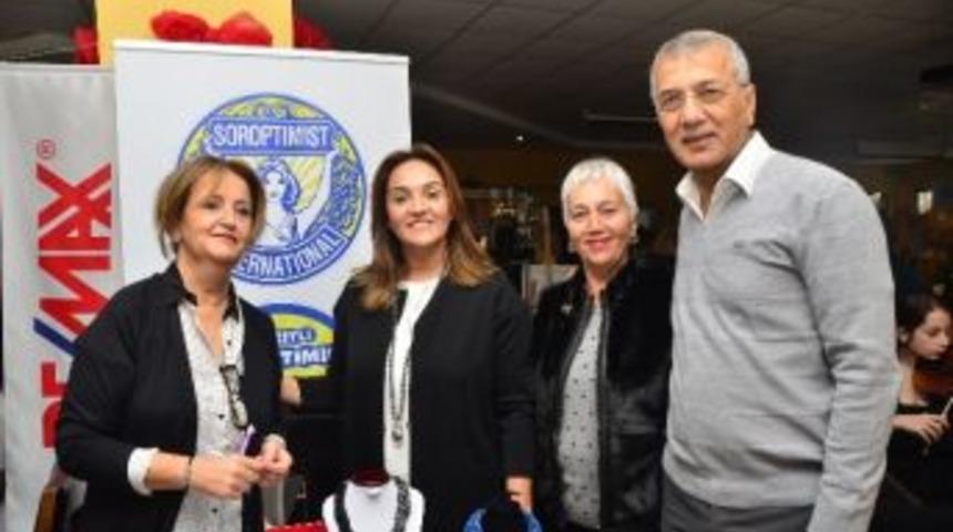 L&ouml;semili &Ccedil;ocuklar Yararına &lsquo;yılbaşı Alışveriş Şenliği&rsquo;